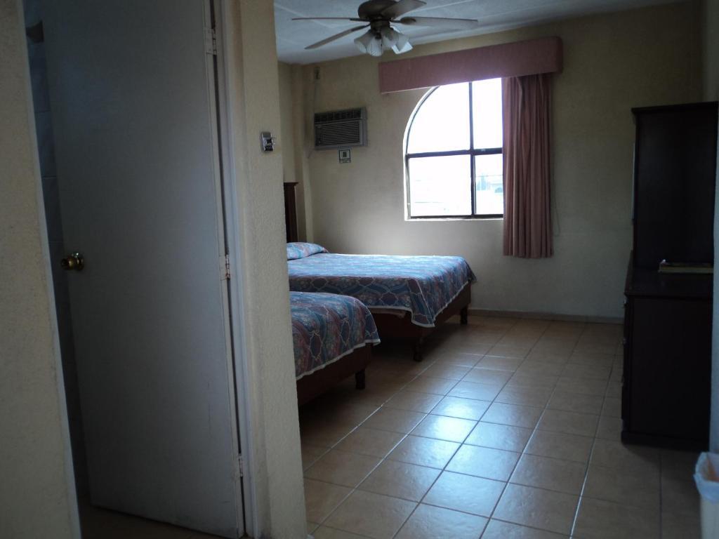 Hotel Mario'S Inn Ramos Arizpe Room photo